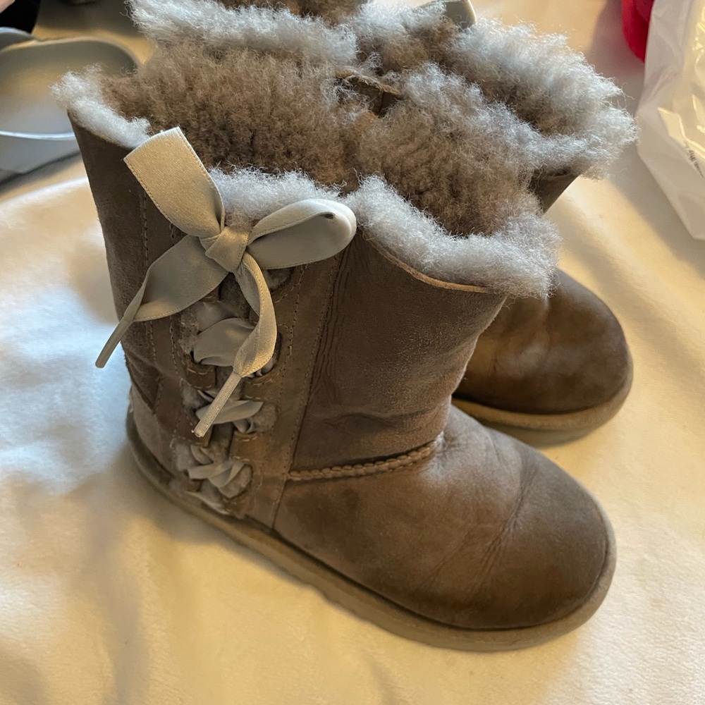 Size 13 Ugg boots grey